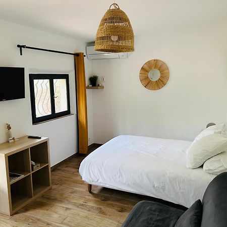 Le Cabanon Hotel Collobrières Kültér fotó