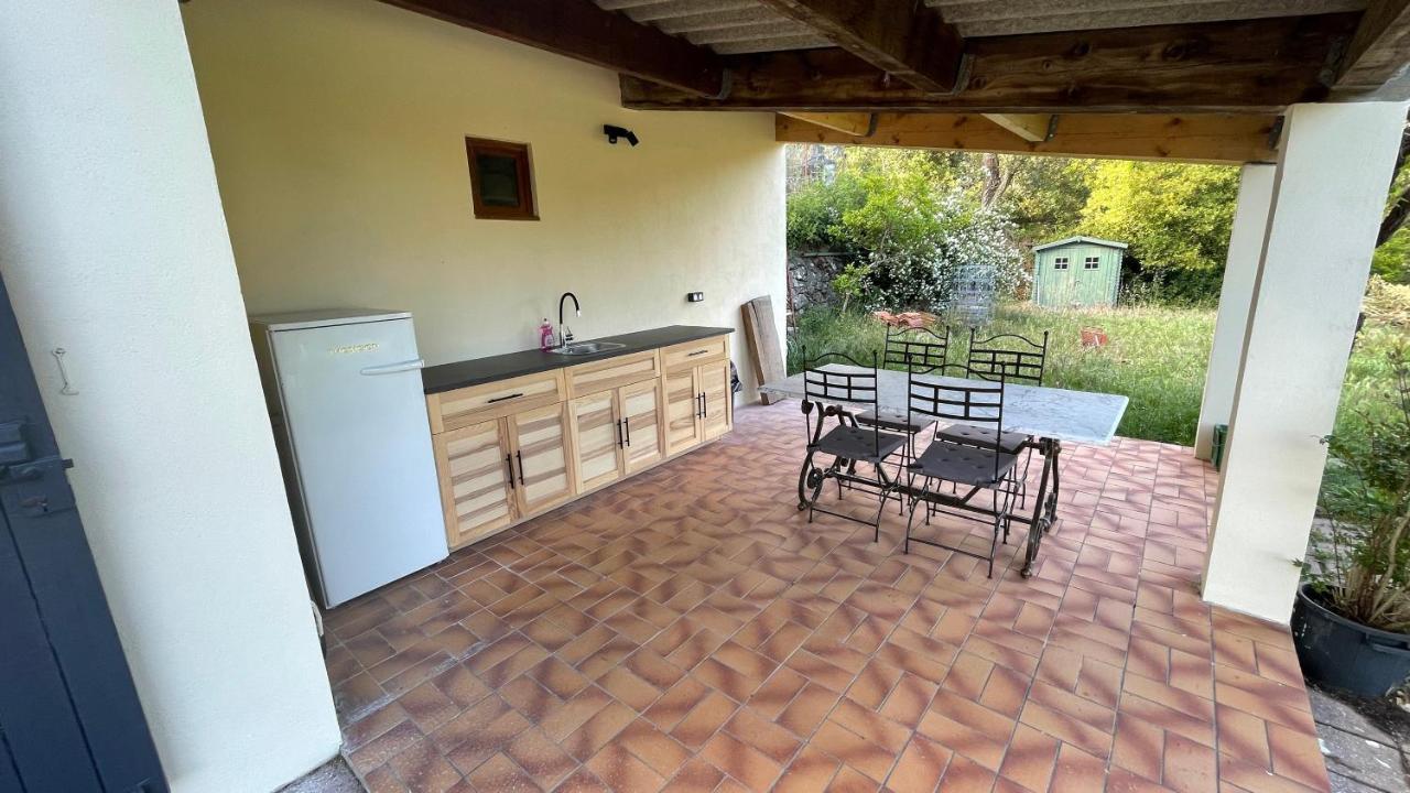 Le Cabanon Hotel Collobrières Kültér fotó